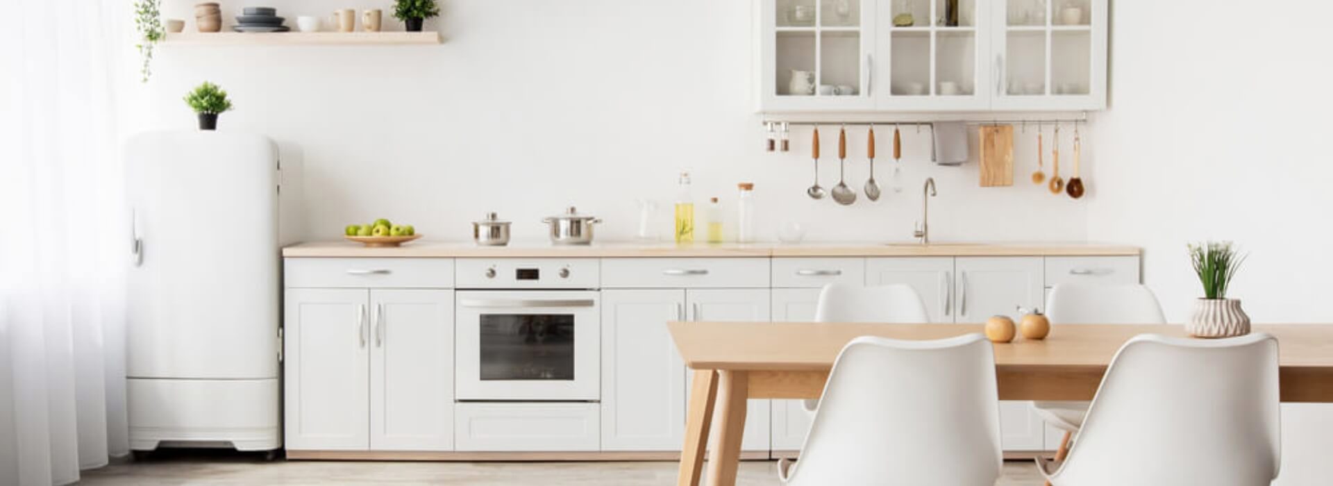 6 Practical Ideas to Make Life Easier in a Small Open-Plan Kitchen