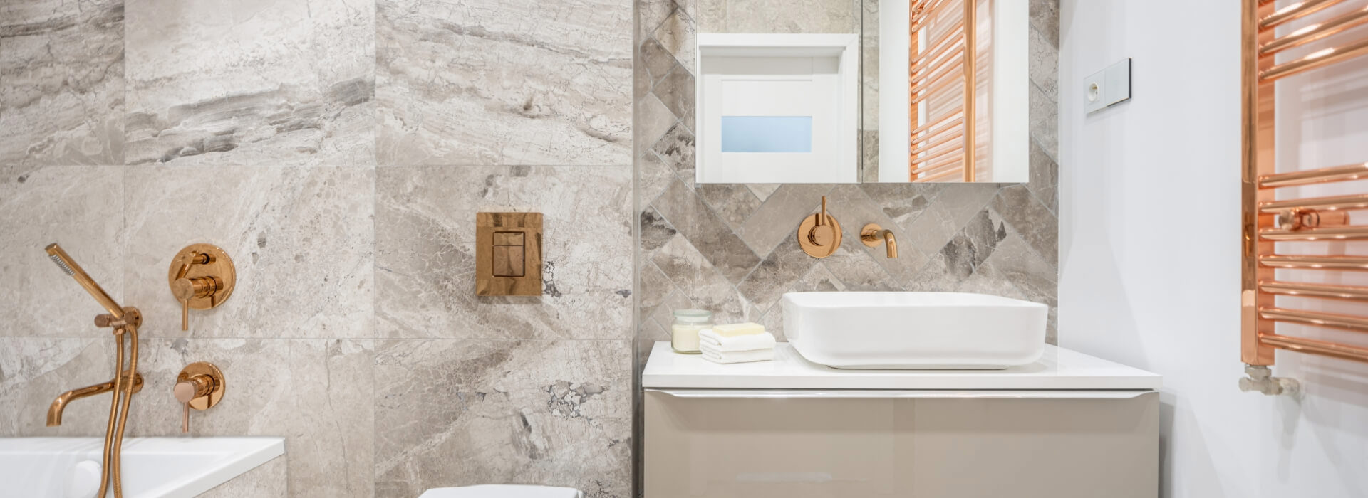 How to Create a Luxurious Bathroom in a Small Space