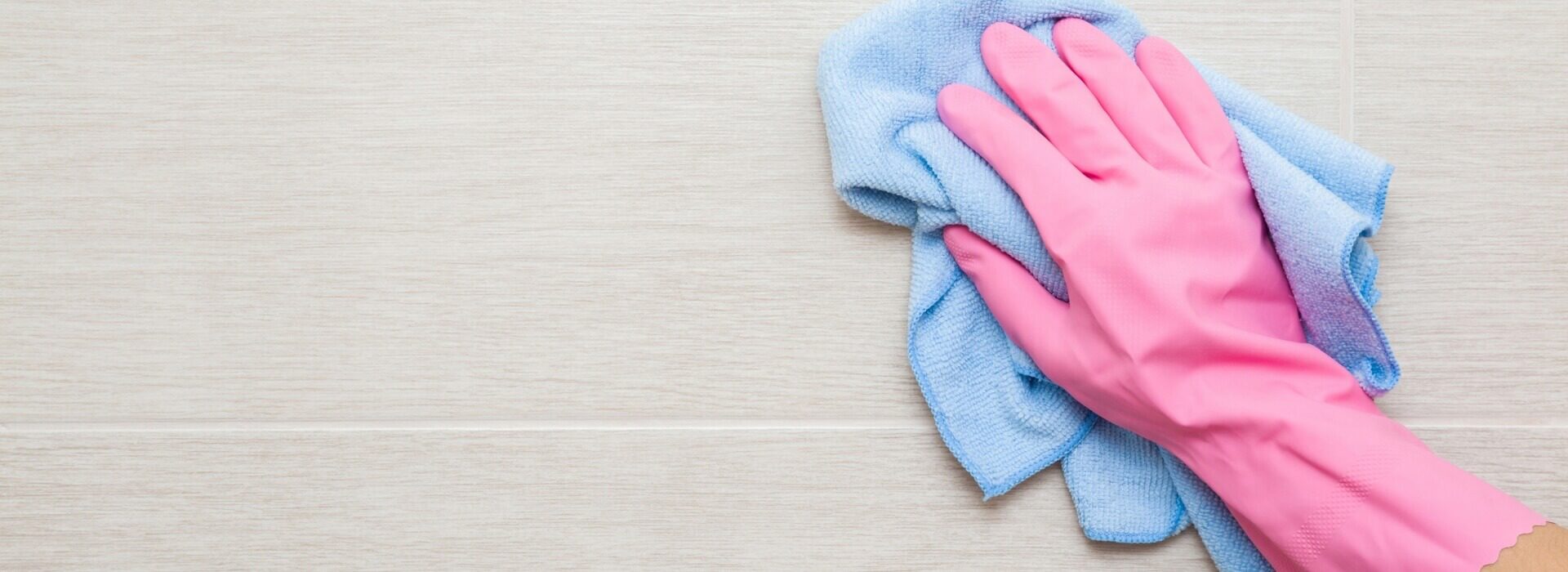 Cleaning Wet Areas: How to Clean Ceramic Tiles